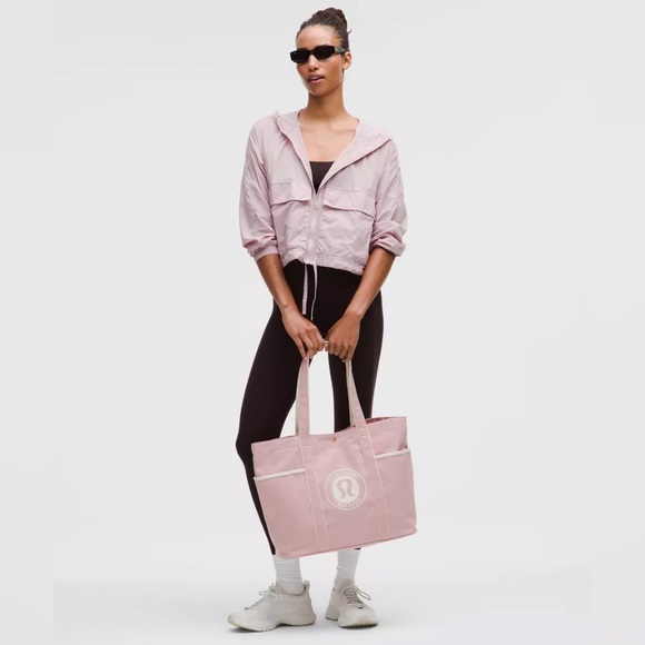 lululemon athletica Handbags - Lululemon Daily Multi-Pocket Canvas Tote Bag 20L Logo- Mink Berry/Light Ivory